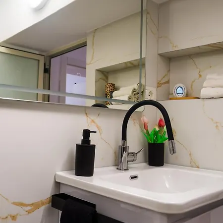 Appartement N'baz Apartment, Golem (Tirana)