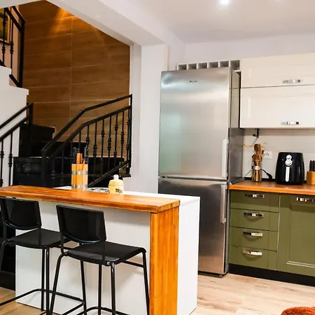 Appartement N'baz Apartment, *