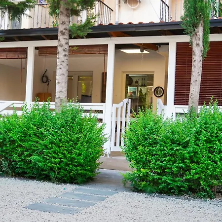 N'baz Apartment, Golem (Tirana)